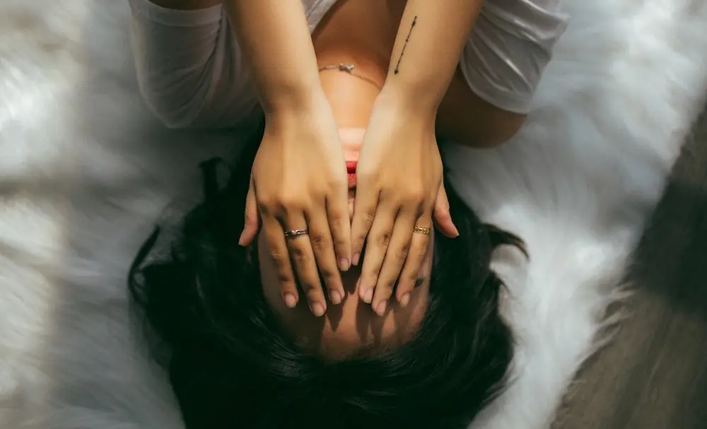 Keeping Christmas Anxiety in Check: 2 Easy Mindfulness Exercises That Work